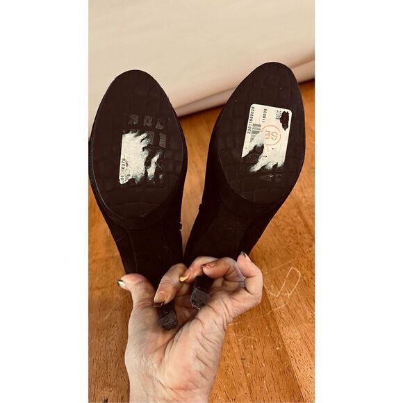 Rockport Black Suede Side Zip Heeled ANkle Boots Size 6 - Picture 10 of 10